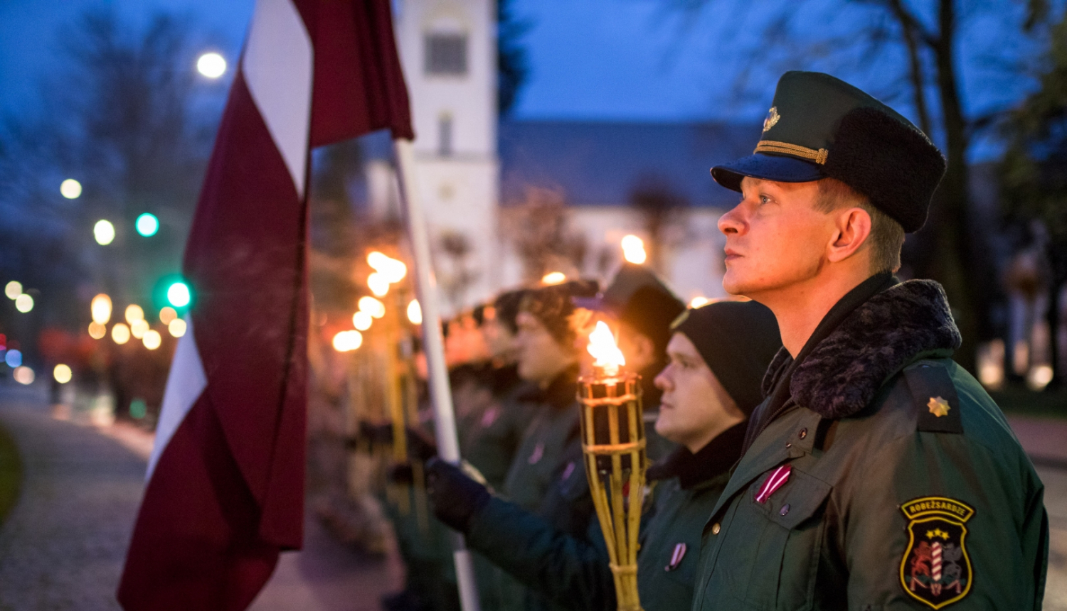 Lāpu gājiens sadarbībā ar Dricānu vidusskolu un tematiskā izstāde