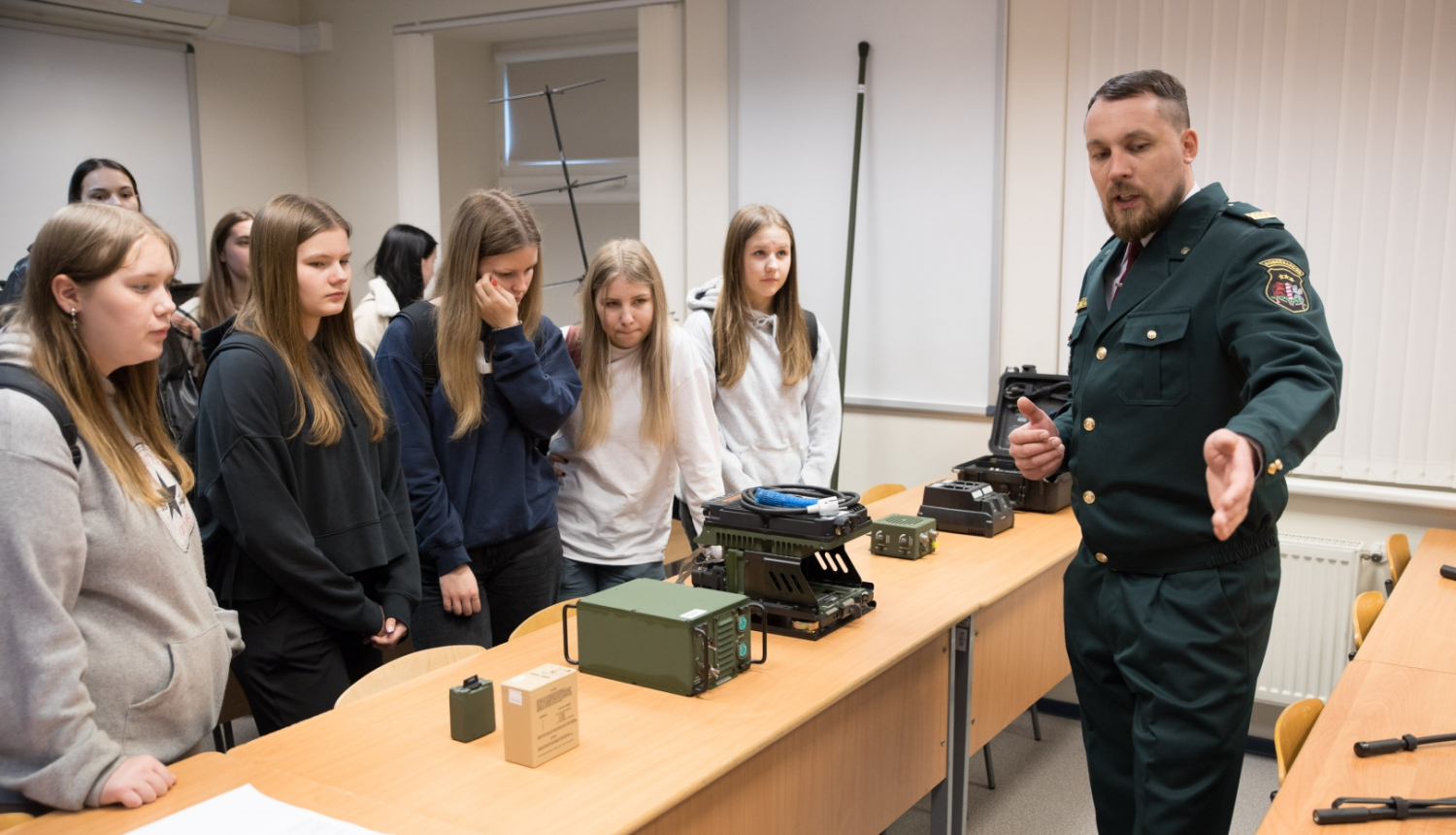 Valsts robežsardzes koledžā viesojās jaunieši Nr.7