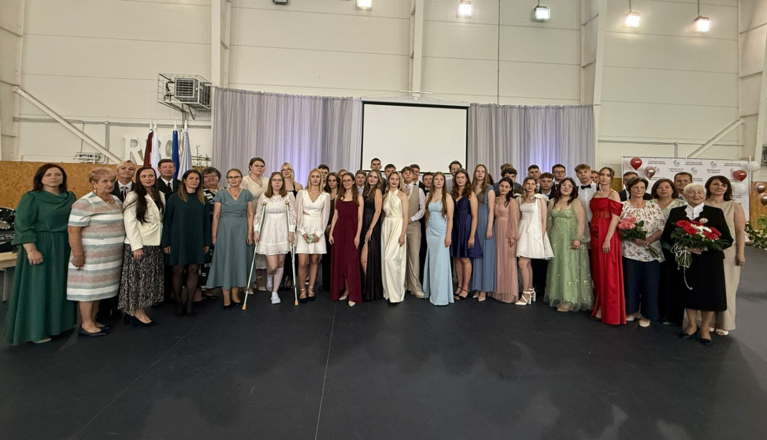 Rēzeknes valsts poļu ģimnāzijas 12.klases izlaidums