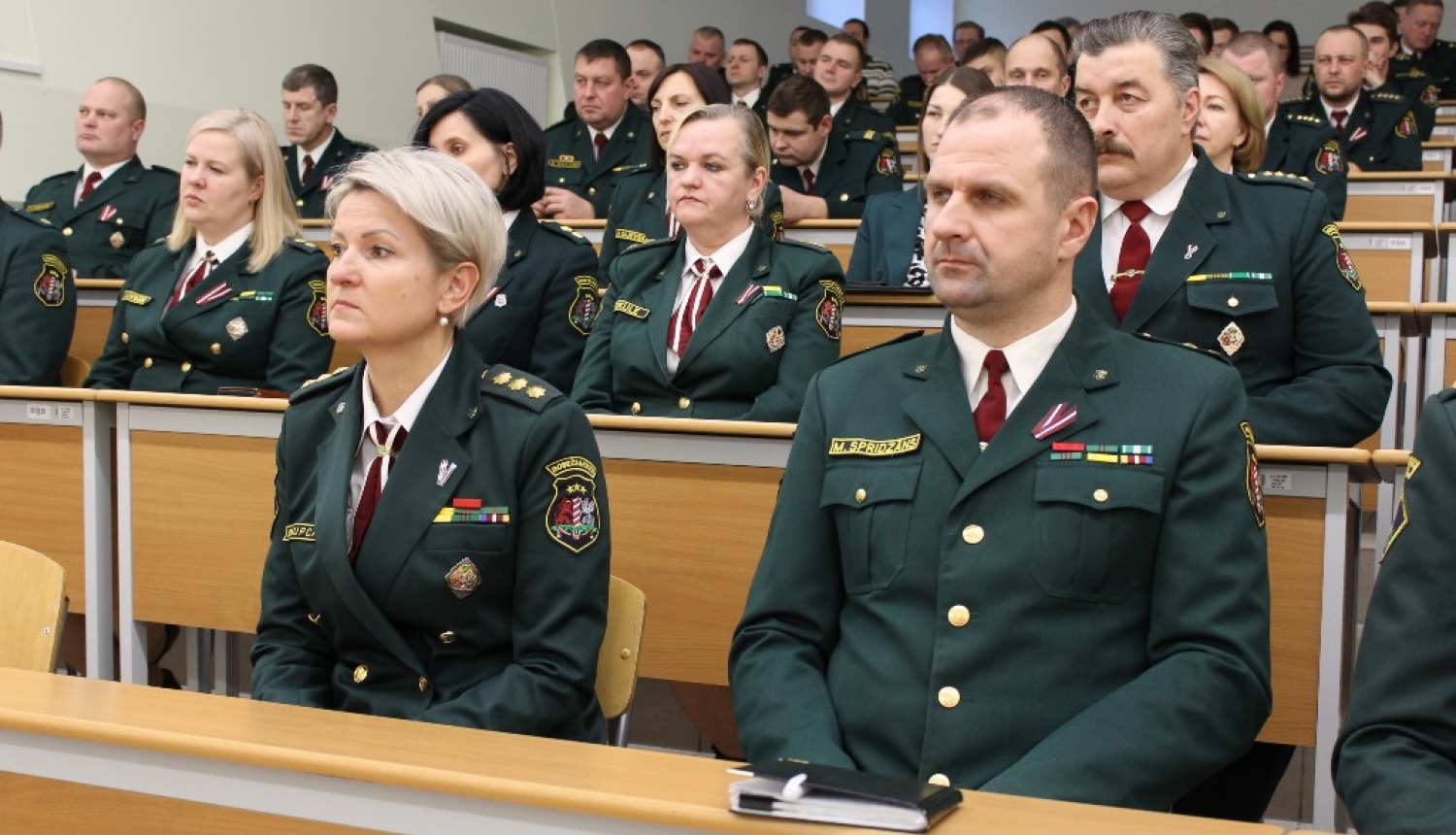 Svinīgajā sanāksmē pulcējās Valsts robežsardzes koledžas personāls