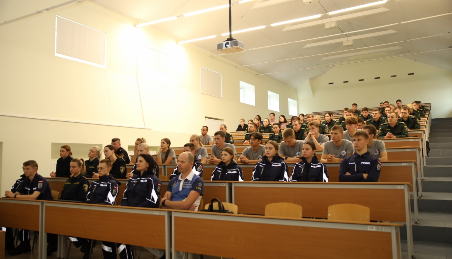 Valsts robežsardzes koledža sadarbības pasākumā uzņēma studējošos Nr.9