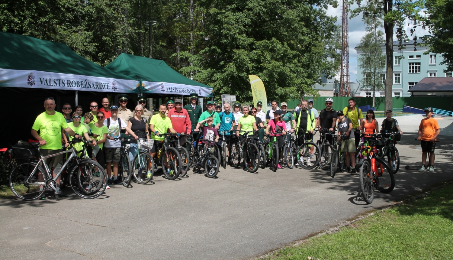 Norisinājās Valsts robežsardzes koledžas organizēts velobrauciens Nr.1